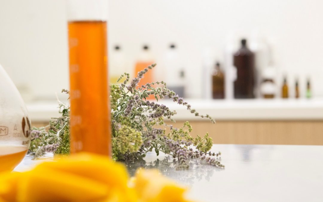 Feiten en fabels over natuurlijke huidverzorging en cosmetica